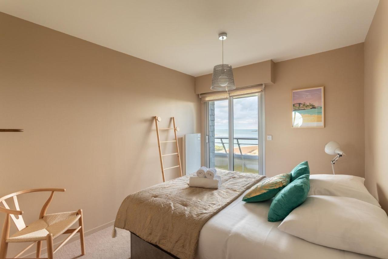 דינאר Heol - Appartement 2 Chambres - Vue Mer Et Parking מראה חיצוני תמונה